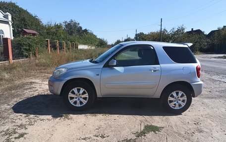 Toyota RAV4, 2004 год, 1 100 000 рублей, 2 фотография