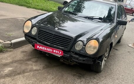 Mercedes-Benz E-Класс, 1999 год, 450 000 рублей, 9 фотография