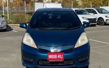 Honda Fit Shuttle I рестайлинг, 2011 год, 970 000 рублей, 2 фотография