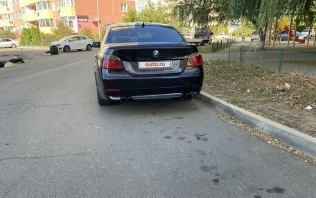 BMW 5 серия, 2004 год, 900 000 рублей, 3 фотография