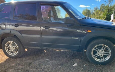 Chevrolet Niva I рестайлинг, 2013 год, 540 000 рублей, 4 фотография