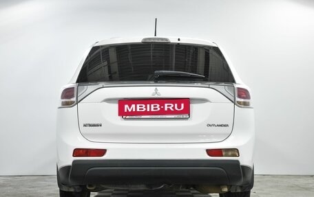 Mitsubishi Outlander III рестайлинг 3, 2012 год, 1 225 000 рублей, 5 фотография