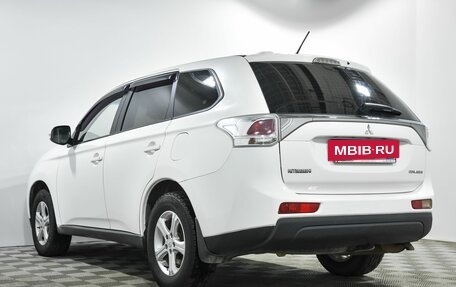 Mitsubishi Outlander III рестайлинг 3, 2012 год, 1 225 000 рублей, 6 фотография