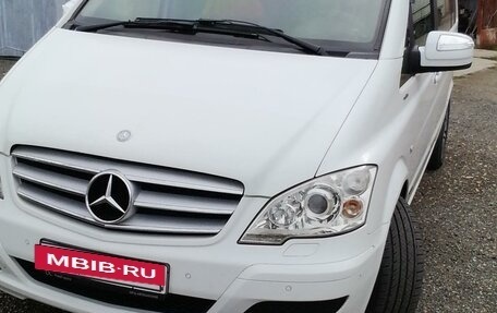 Mercedes-Benz Viano, 2011 год, 2 530 000 рублей, 2 фотография