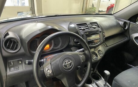 Toyota RAV4, 2011 год, 1 599 999 рублей, 12 фотография