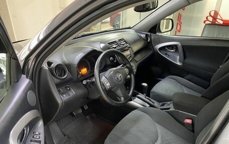 Toyota RAV4, 2011 год, 1 599 999 рублей, 9 фотография