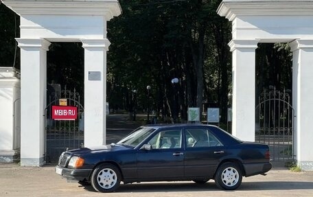 Mercedes-Benz W124, 1987 год, 350 000 рублей, 1 фотография