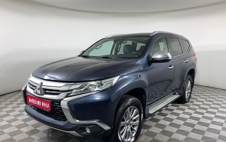 Mitsubishi Pajero Sport III рестайлинг, 2018 год, 3 105 000 рублей, 1 фотография