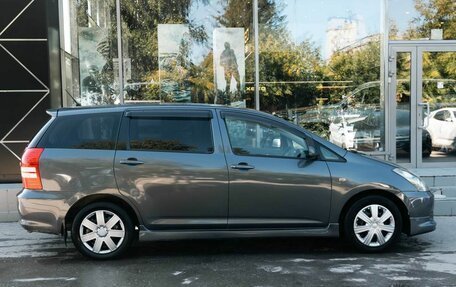 Toyota Wish II, 2005 год, 765 000 рублей, 6 фотография