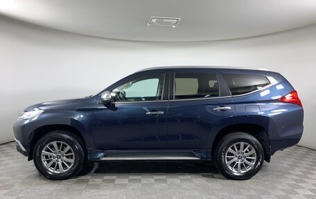 Mitsubishi Pajero Sport III рестайлинг, 2018 год, 3 105 000 рублей, 8 фотография