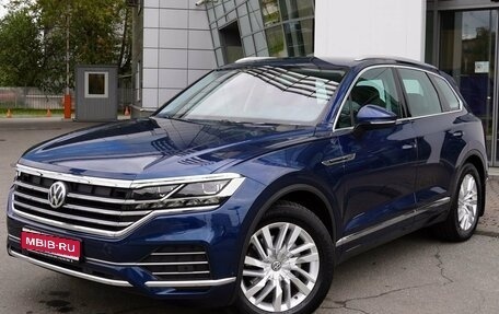 Volkswagen Touareg III, 2018 год, 5 750 000 рублей, 1 фотография