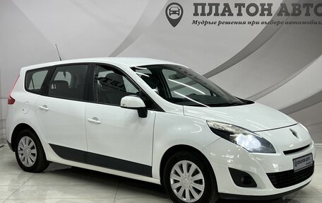 Renault Scenic III, 2009 год, 858 000 рублей, 3 фотография