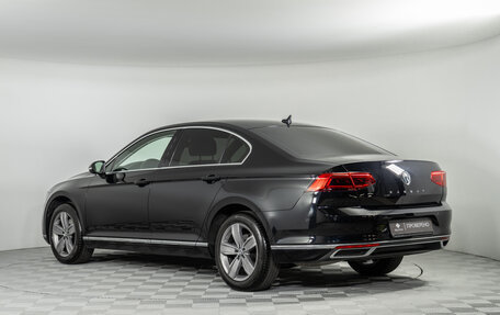 Volkswagen Passat B8 рестайлинг, 2020 год, 3 120 000 рублей, 5 фотография