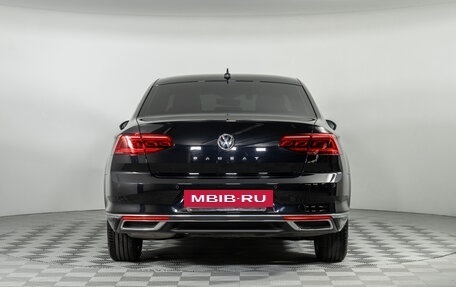 Volkswagen Passat B8 рестайлинг, 2020 год, 3 120 000 рублей, 7 фотография