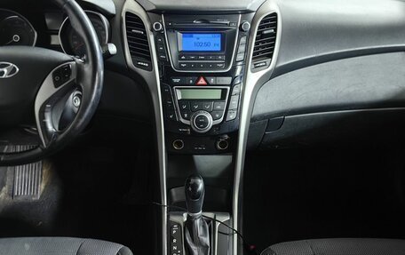 Hyundai i30 II рестайлинг, 2013 год, 998 000 рублей, 8 фотография