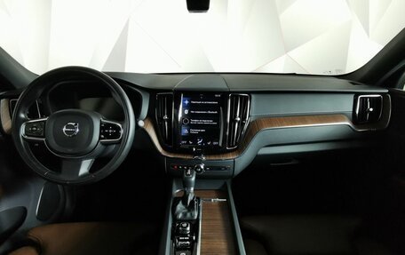 Volvo XC60 II, 2021 год, 4 859 700 рублей, 10 фотография