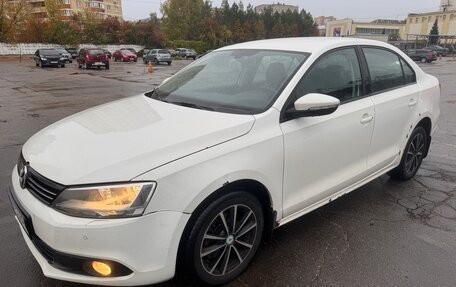 Volkswagen Jetta VI, 2013 год, 700 000 рублей, 9 фотография