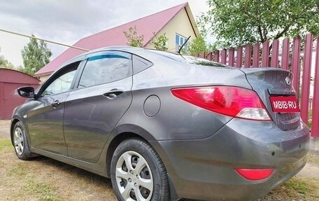 Hyundai Solaris II рестайлинг, 2013 год, 620 000 рублей, 14 фотография