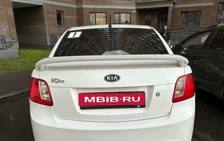 KIA Rio II, 2011 год, 700 000 рублей, 7 фотография