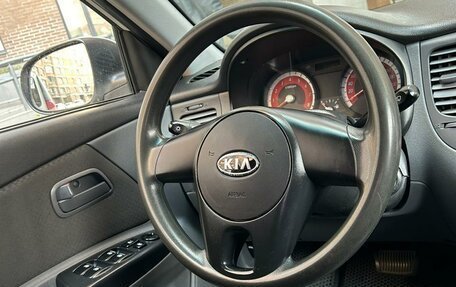 KIA Rio II, 2011 год, 700 000 рублей, 13 фотография