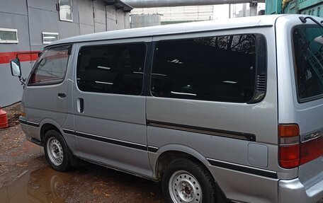 Toyota HiAce H100, 1992 год, 550 000 рублей, 6 фотография