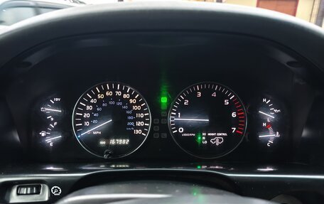 Lexus LX II, 2004 год, 2 200 000 рублей, 17 фотография