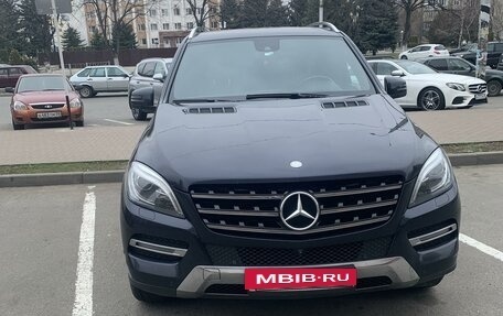 Mercedes-Benz M-Класс, 2015 год, 2 950 000 рублей, 4 фотография