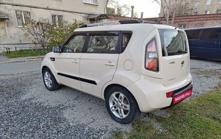 KIA Soul I рестайлинг, 2010 год, 900 000 рублей, 3 фотография