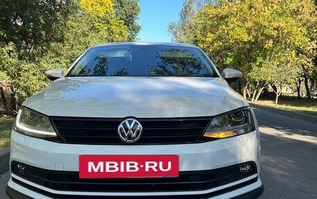 Volkswagen Jetta VI, 2015 год, 1 500 000 рублей, 5 фотография