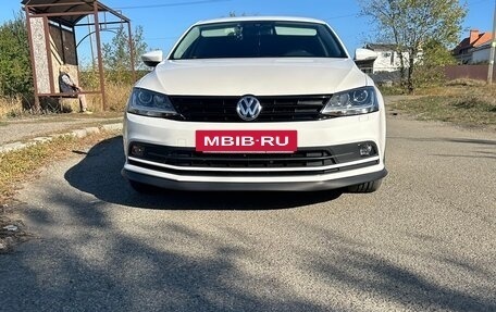 Volkswagen Jetta VI, 2015 год, 1 500 000 рублей, 6 фотография