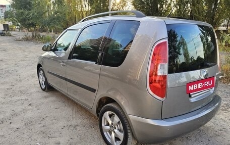 Skoda Roomster, 2012 год, 900 000 рублей, 4 фотография