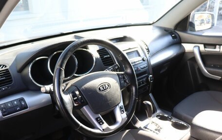 KIA Sorento II рестайлинг, 2011 год, 1 499 000 рублей, 13 фотография