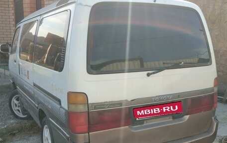 Toyota HiAce H100, 1992 год, 250 000 рублей, 3 фотография