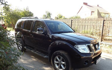 Nissan Pathfinder, 2012 год, 1 750 000 рублей, 2 фотография