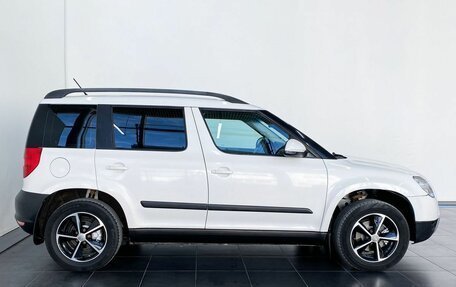 Skoda Yeti I рестайлинг, 2014 год, 789 900 рублей, 9 фотография