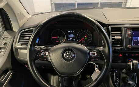 Volkswagen Multivan T6 рестайлинг, 2018 год, 5 180 000 рублей, 7 фотография