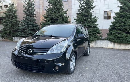 Nissan Note II рестайлинг, 2011 год, 930 000 рублей, 1 фотография