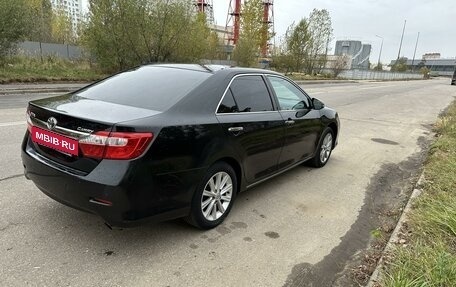 Toyota Camry, 2013 год, 1 650 000 рублей, 4 фотография