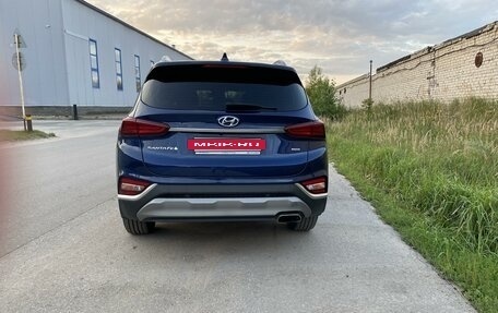 Hyundai Santa Fe IV, 2018 год, 2 600 000 рублей, 5 фотография