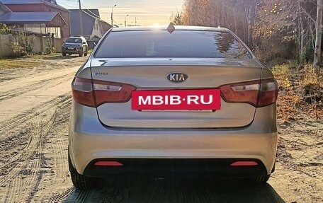 KIA Rio III рестайлинг, 2014 год, 950 000 рублей, 3 фотография