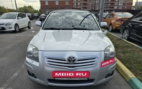 Toyota Avensis III рестайлинг, 2008 год, 940 000 рублей, 2 фотография