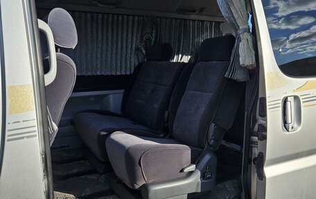 Toyota Touring HiAce I, 2001 год, 1 100 000 рублей, 4 фотография