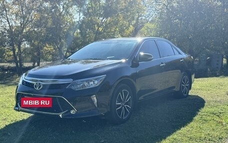 Toyota Camry, 2018 год, 2 850 000 рублей, 5 фотография