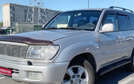 Toyota Land Cruiser 100 рестайлинг 2, 1999 год, 1 800 000 рублей, 1 фотография