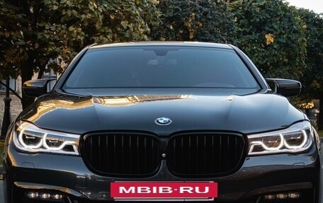 BMW 7 серия, 2017 год, 5 000 000 рублей, 2 фотография