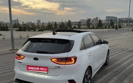 KIA cee'd III, 2019 год, 2 080 000 рублей, 2 фотография