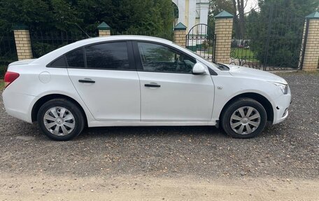 Chevrolet Cruze II, 2012 год, 585 000 рублей, 2 фотография