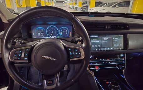 Jaguar XF II, 2019 год, 5 200 000 рублей, 7 фотография