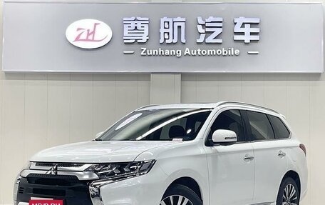 Mitsubishi Outlander III рестайлинг 3, 2021 год, 2 873 402 рублей, 1 фотография