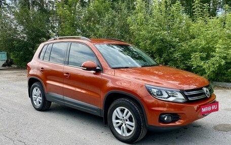 Volkswagen Tiguan I, 2016 год, 2 850 000 рублей, 3 фотография